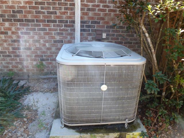 5935 SE 230TH TERRACE, Hawthorne, FL 32640