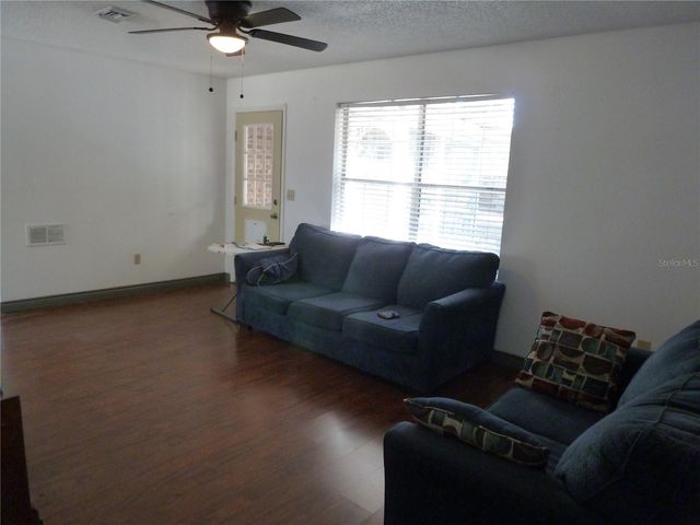 5935 SE 230TH TERRACE, Hawthorne, FL 32640