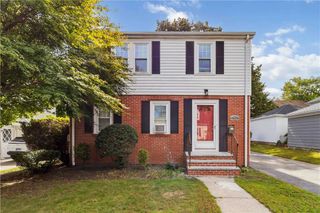 40 Lois Avenue, Providence, RI 02908