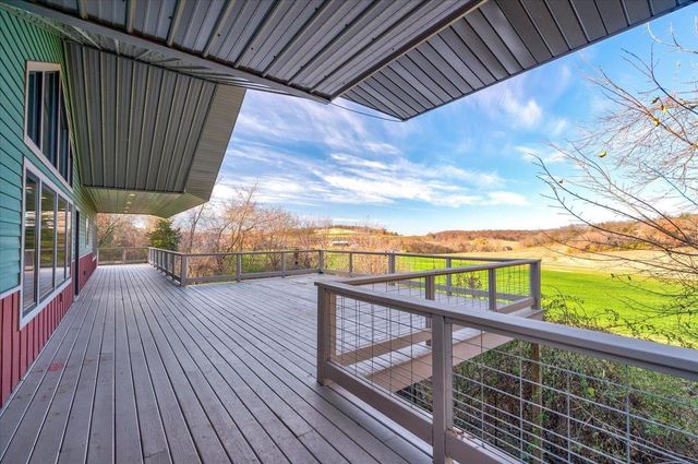 8044 Lueth Road, Sauk City, WI 53583