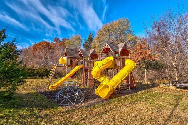 8044 Lueth Road, Sauk City, WI 53583