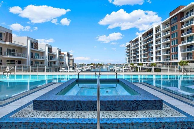 920 N OSCEOLA AVENUE 804, Clearwater, FL 33755