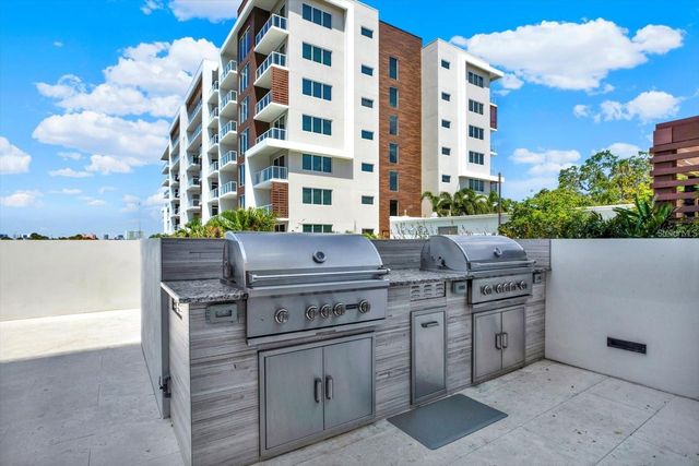 920 N OSCEOLA AVENUE 804, Clearwater, FL 33755