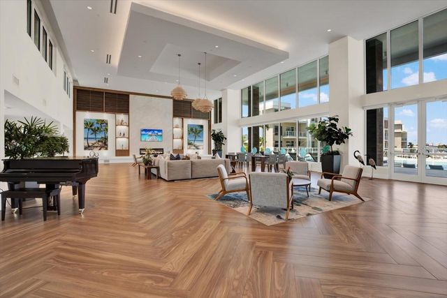 920 N OSCEOLA AVENUE 804, Clearwater, FL 33755