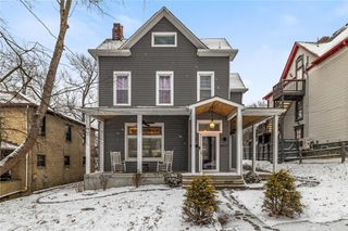 407 Hulton Rd, Oakmont, PA 15139