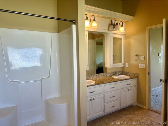 3021 Meagan Avenue, Durant, OK 74701