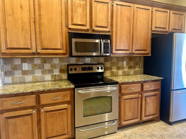 3021 Meagan Avenue, Durant, OK 74701