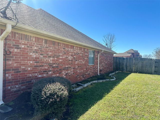 3021 Meagan Avenue, Durant, OK 74701