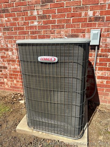 3021 Meagan Avenue, Durant, OK 74701