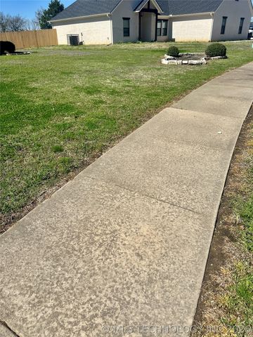 3021 Meagan Avenue, Durant, OK 74701