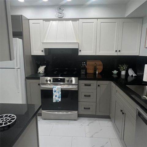 995 LAGUNA DRIVE 506, Venice, FL 34285