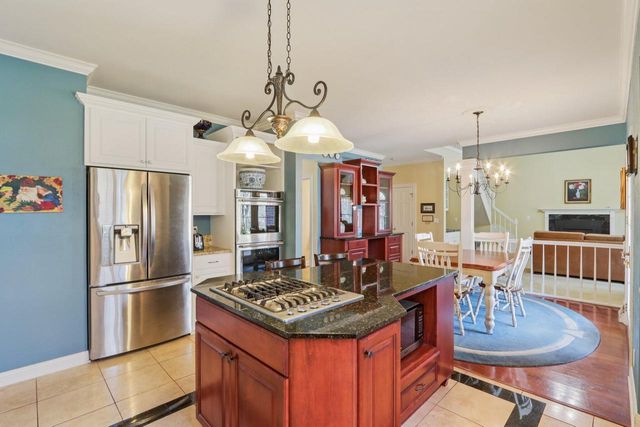 9405 41st AVENUE, Pleasant Prairie, WI 53158