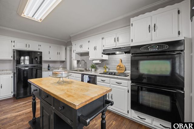 3366 Caratoke Highway, Currituck, NC 27929