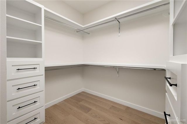 906 Azalea Street, Mission, TX 78572