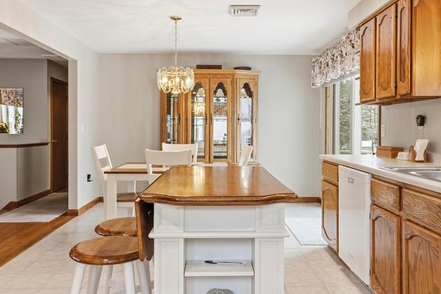 84 S Fremont Street, Manchester, NH 03103