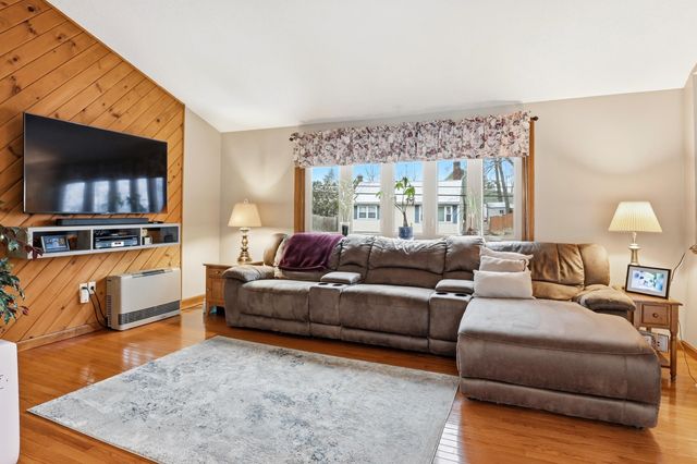 84 S Fremont Street, Manchester, NH 03103