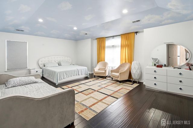 77 Timberhill Drive, Franklin Twsp, NJ 08823