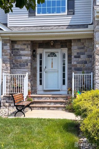 77 Timberhill Drive, Franklin Twsp, NJ 08823