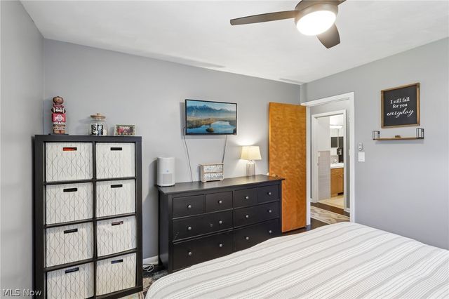 225 24th Street NW, Barberton, OH 44203