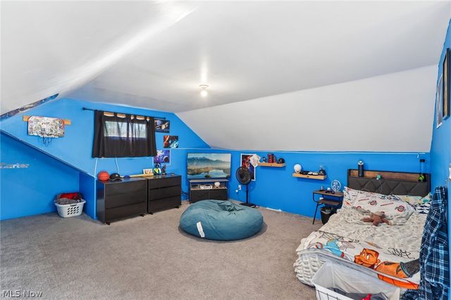 225 24th Street NW, Barberton, OH 44203