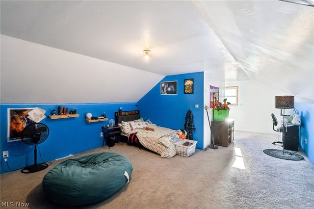225 24th Street NW, Barberton, OH 44203
