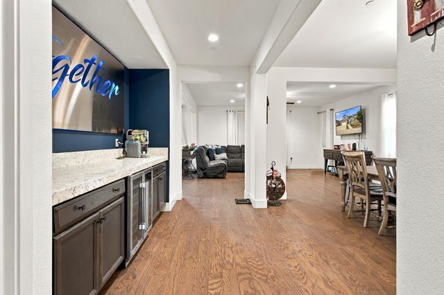 1655 Cady Ln, Ripon, CA 95366