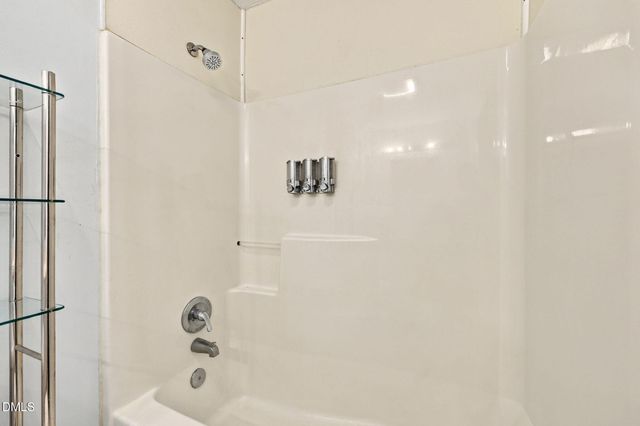 615 N 4th Street, Mebane, NC 27302