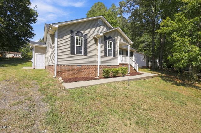 615 N 4th Street, Mebane, NC 27302