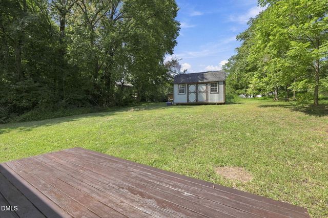 615 N 4th Street, Mebane, NC 27302