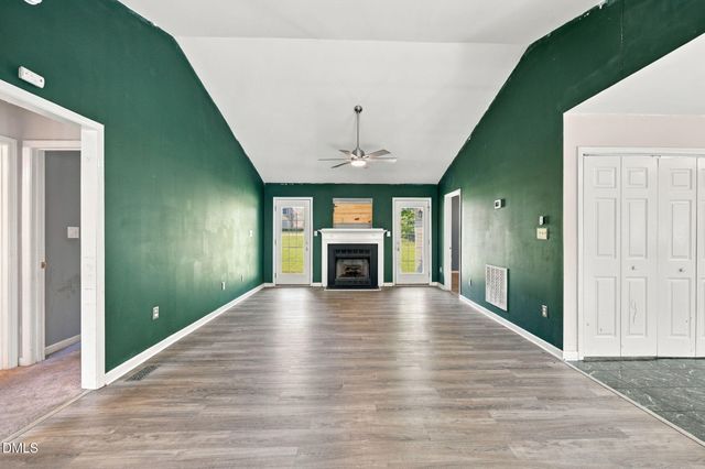 615 N 4th Street, Mebane, NC 27302