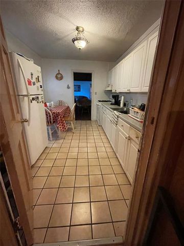 1224 N Campbell Road, Oklahoma City, OK 73111