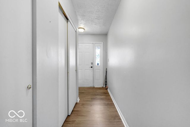 387 Pleasantview Boulevard, Greenwood, IN 46142