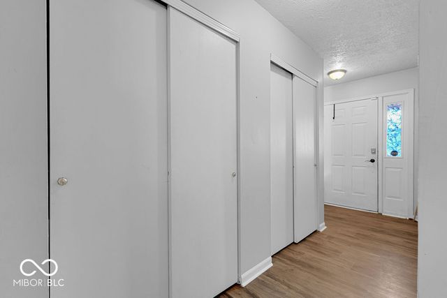 387 Pleasantview Boulevard, Greenwood, IN 46142