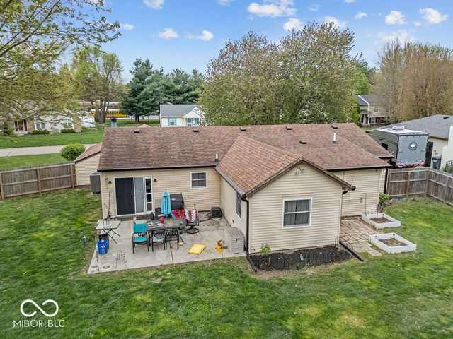 387 Pleasantview Boulevard, Greenwood, IN 46142
