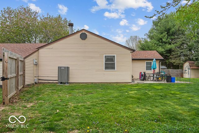 387 Pleasantview Boulevard, Greenwood, IN 46142