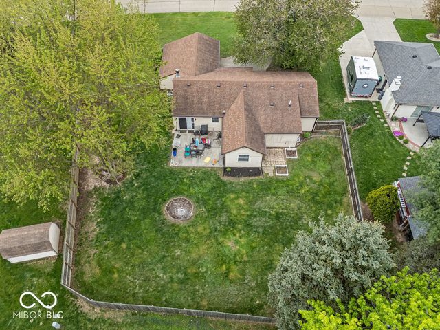 387 Pleasantview Boulevard, Greenwood, IN 46142
