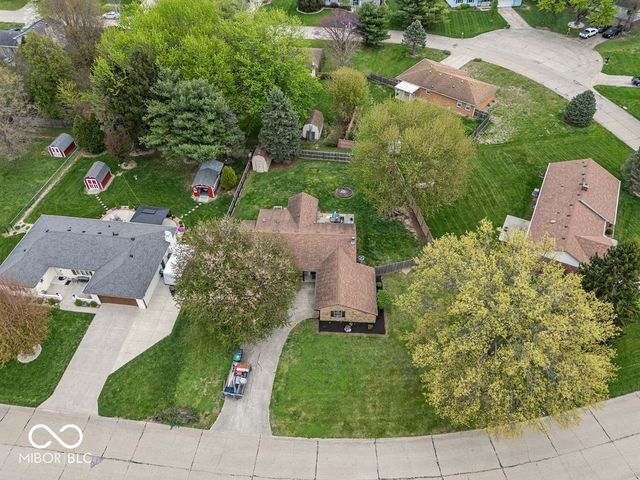 387 Pleasantview Boulevard, Greenwood, IN 46142