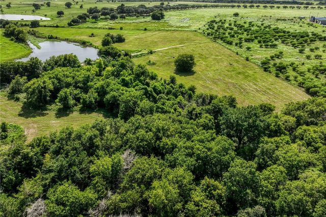 1554 Bluebonnet Ridge Drive, Chappell Hill, TX 77426