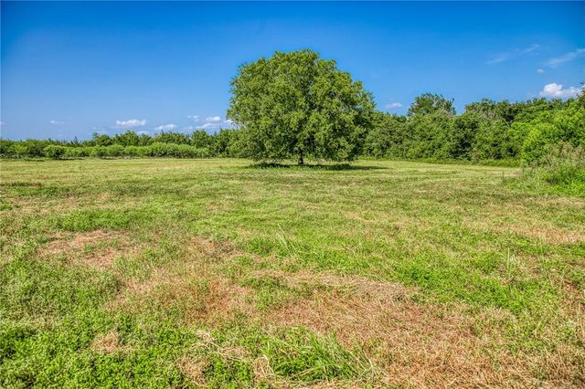 1554 Bluebonnet Ridge Drive, Chappell Hill, TX 77426