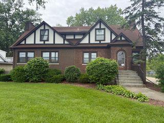 10721 W Grand Avenue, Melrose Park, IL 60164