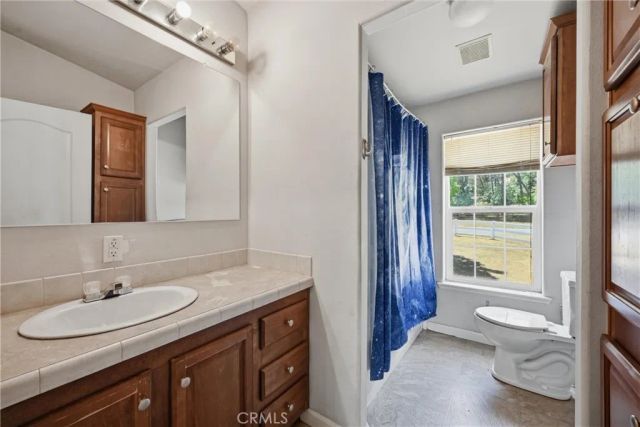 2860 Spring Valley Road, Clearlake Oaks, CA 95423
