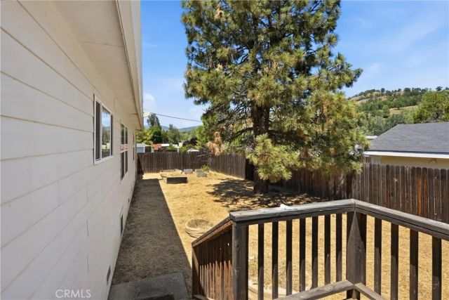 2860 Spring Valley Road, Clearlake Oaks, CA 95423