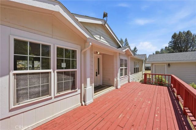 2860 Spring Valley Road, Clearlake Oaks, CA 95423