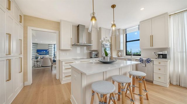 1241 GULF OF MEXICO DRIVE 408, Longboat Key, FL 34228