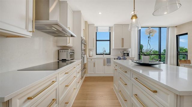1241 GULF OF MEXICO DRIVE 408, Longboat Key, FL 34228