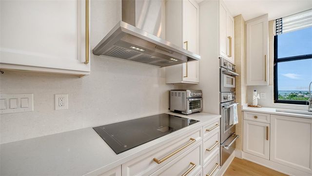 1241 GULF OF MEXICO DRIVE 408, Longboat Key, FL 34228
