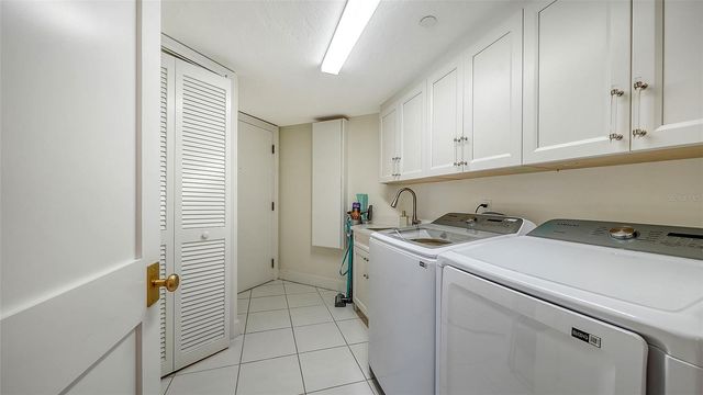 1241 GULF OF MEXICO DRIVE 408, Longboat Key, FL 34228
