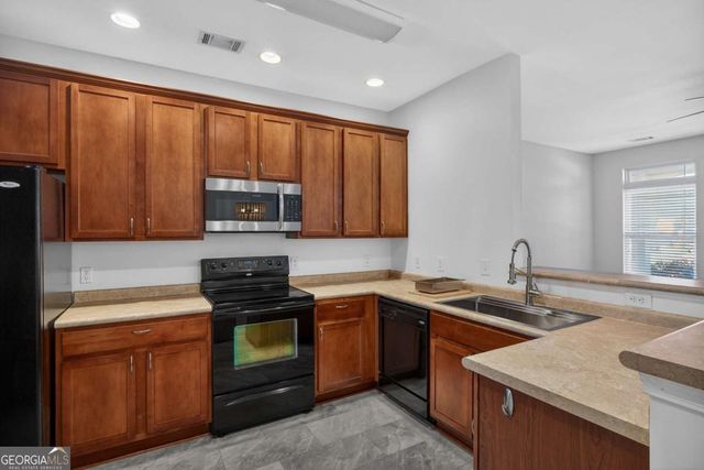 31 Moonlight Trail, Port Wentworth, GA 31407