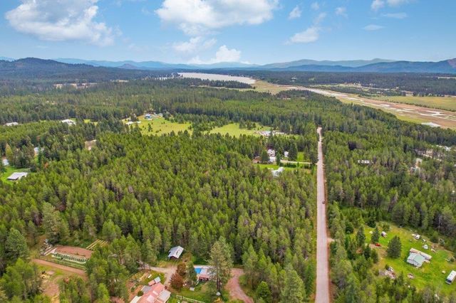 896 Jorgens Rd, Newport, WA 99156