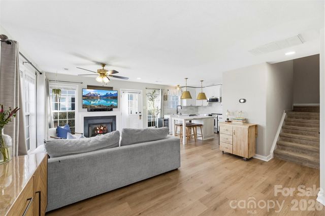 3924 Mohawk Court, Charlotte, NC 28215